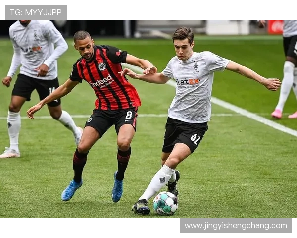 拜仁对阵法兰克福首发阵容公布穆西亚拉回归首发凯恩奥利塞迪亚斯出战